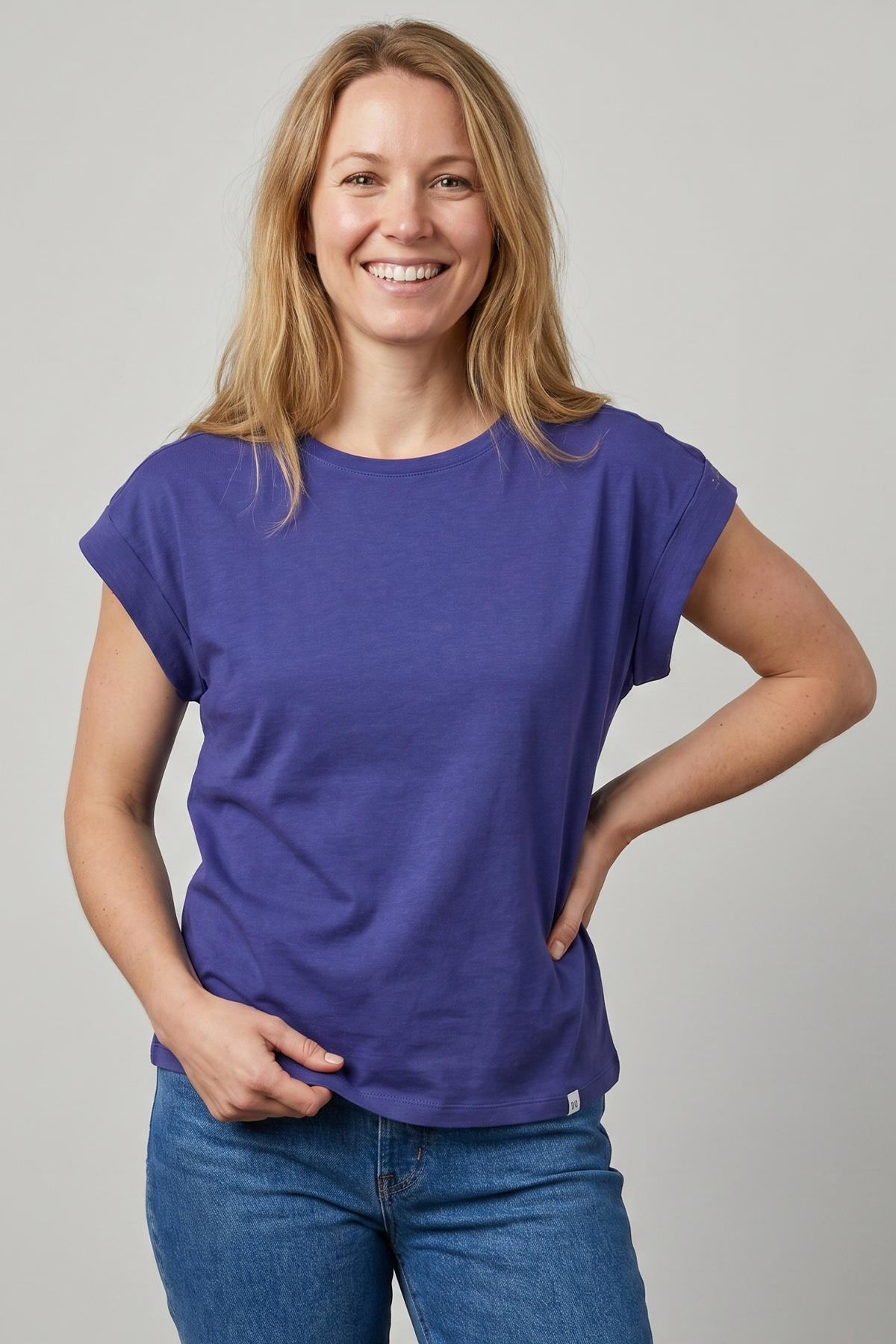 Camiseta Semi Ajustada Azul Navy en Jersey para Mujer