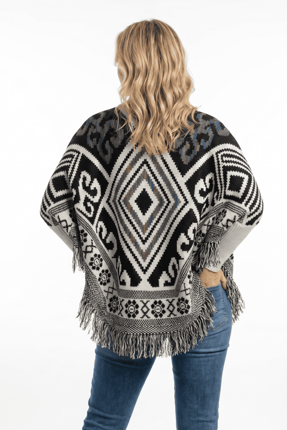 Ruana en tejido artesanal para mujer beige