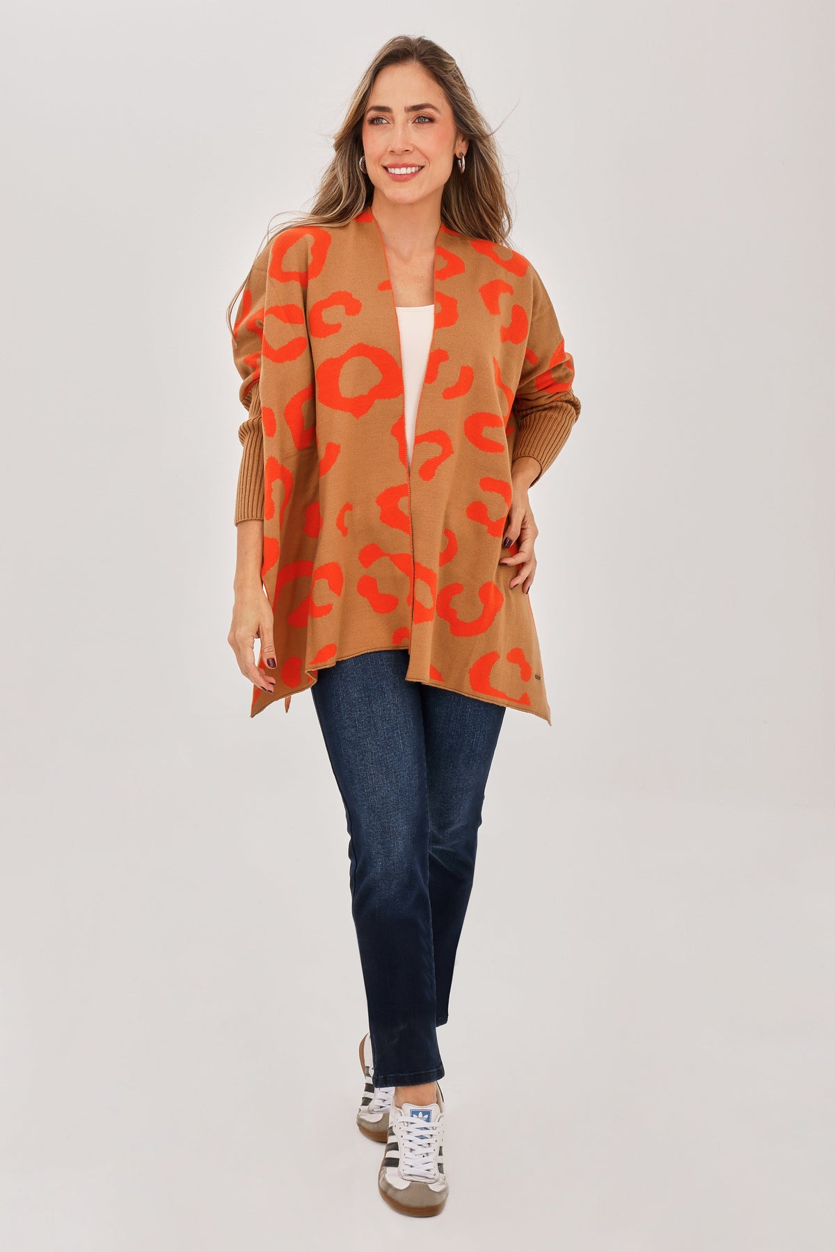 Ruana Animal Print Mangas Camel