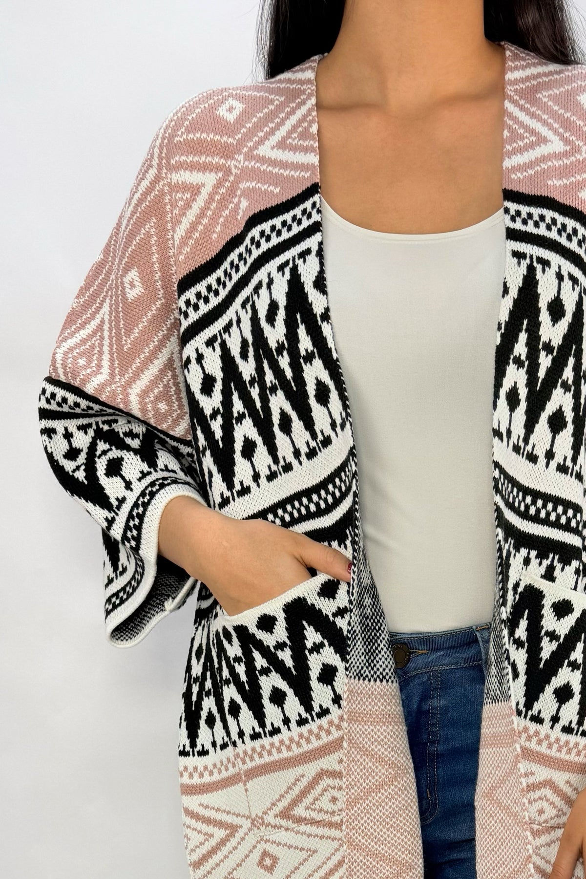 Ruana Manga Corta Bolsillos Rombos Palo De Rosa