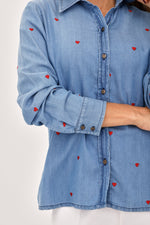 Blusa Manga Larga Bordado Corazón Rojo