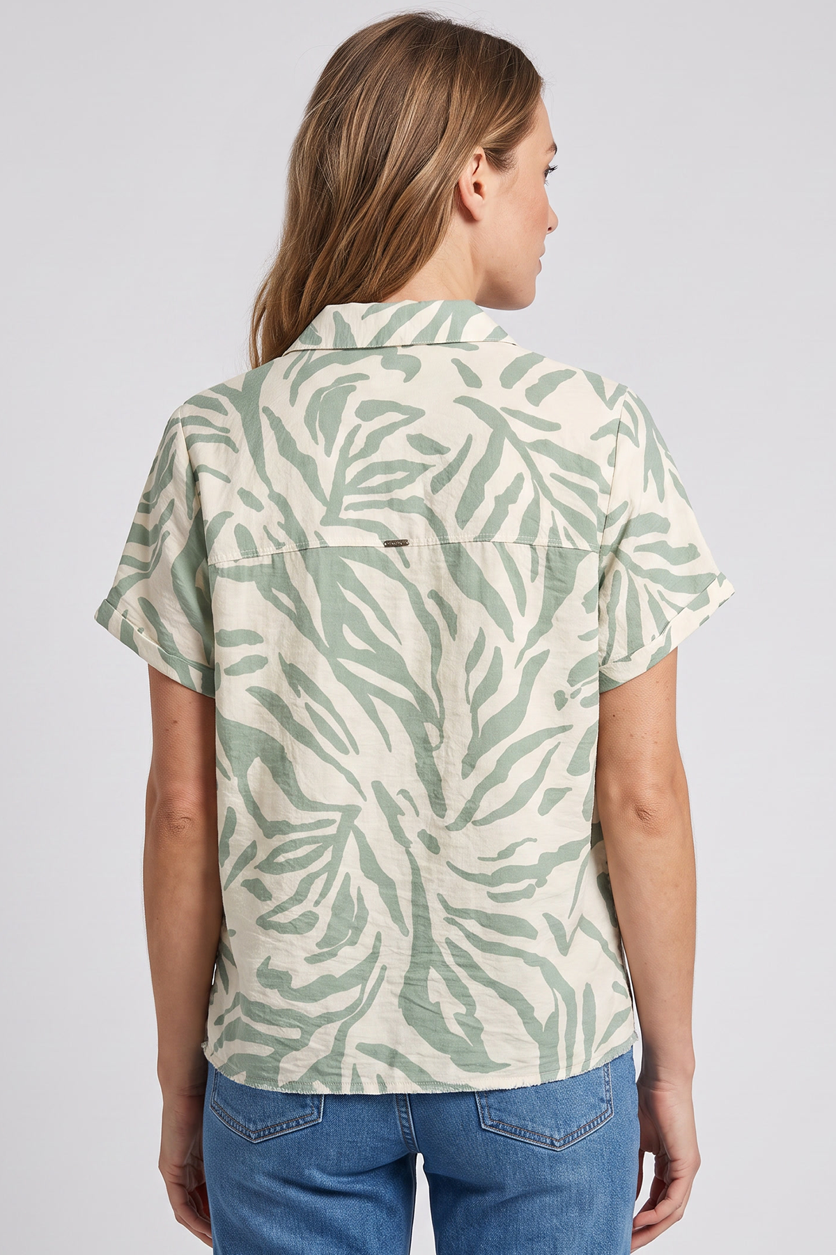 Blusa Manga Corta en Rayón Verde Oliva para Mujer