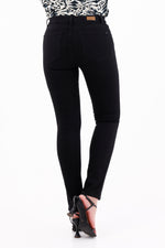 Jean Pretina Ancha Tiro Medio Negro Para Mujer