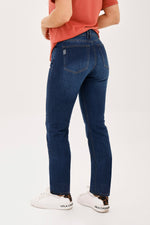 Jean Cuatro Bolsillos Con Proceso Azul Medio