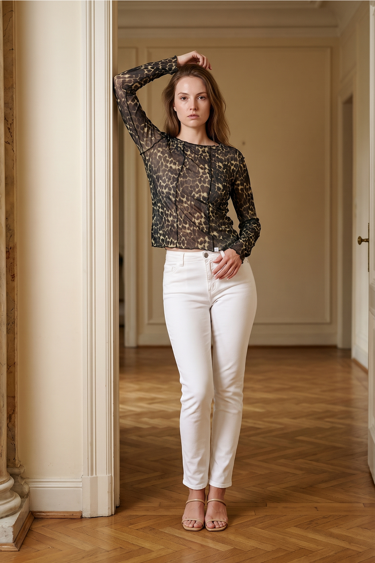 Camiseta en Polyester Twill Negra para Mujer