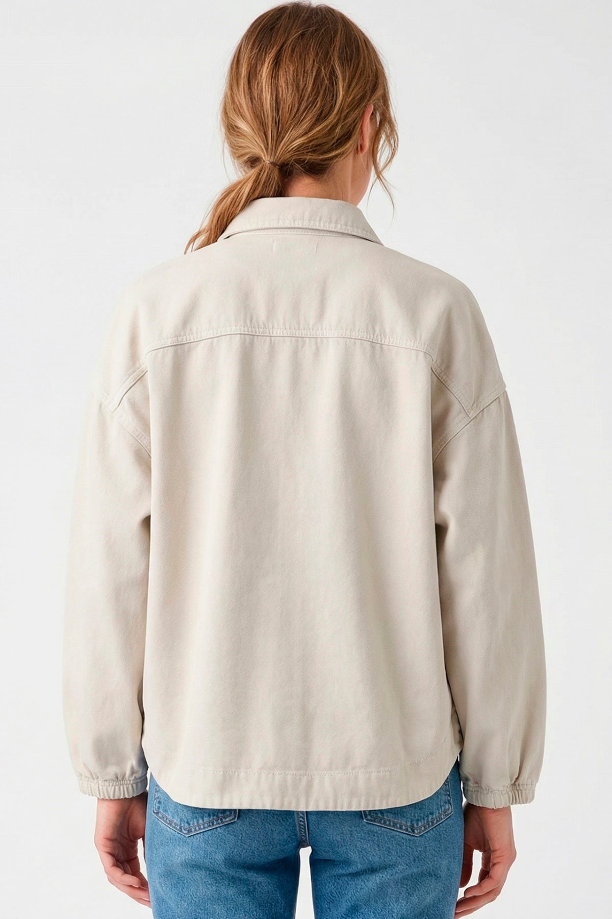 Chaqueta mangas elásticas en dril para mujer arena