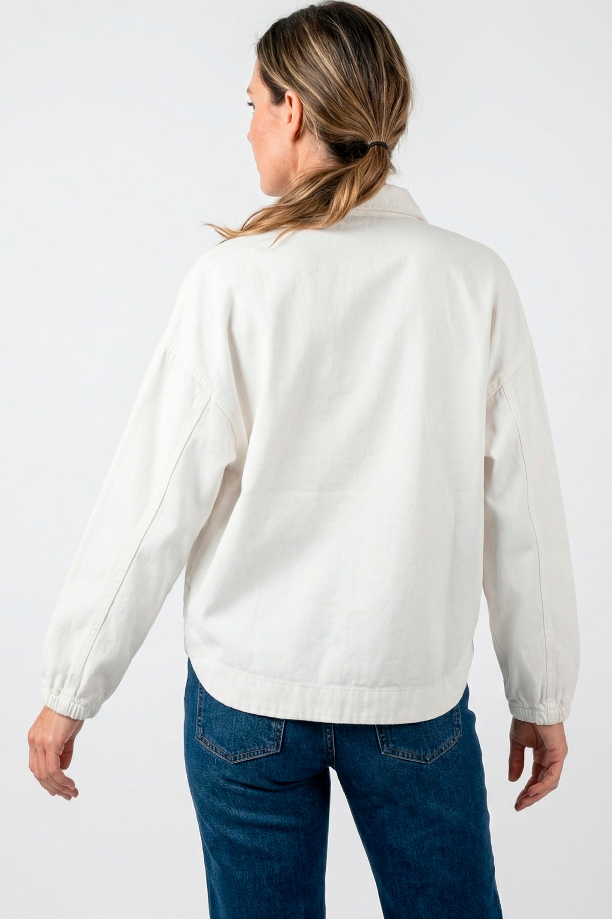Chaqueta mangas elásticas en dril para mujer crudo