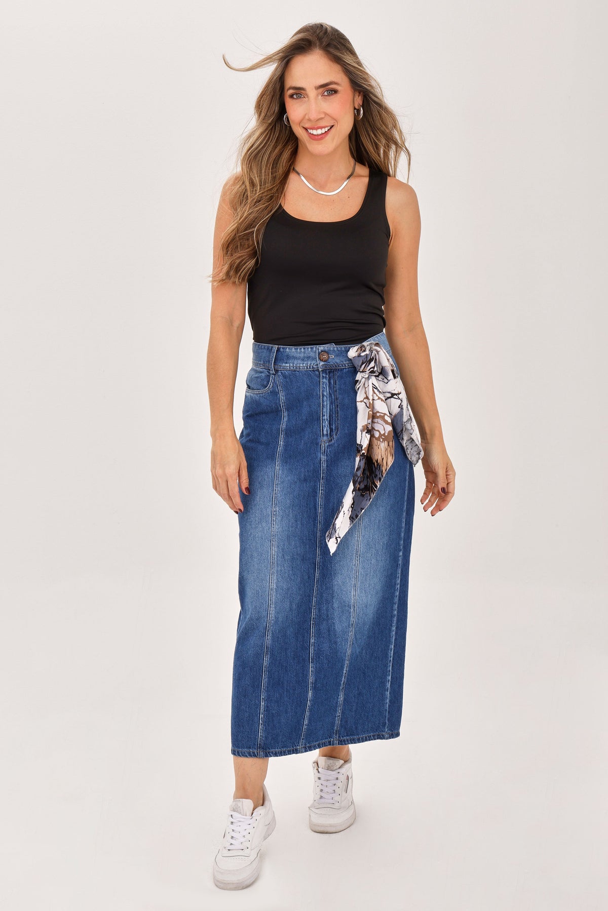 Falda Índigo Con Pañoleta Azul Medio