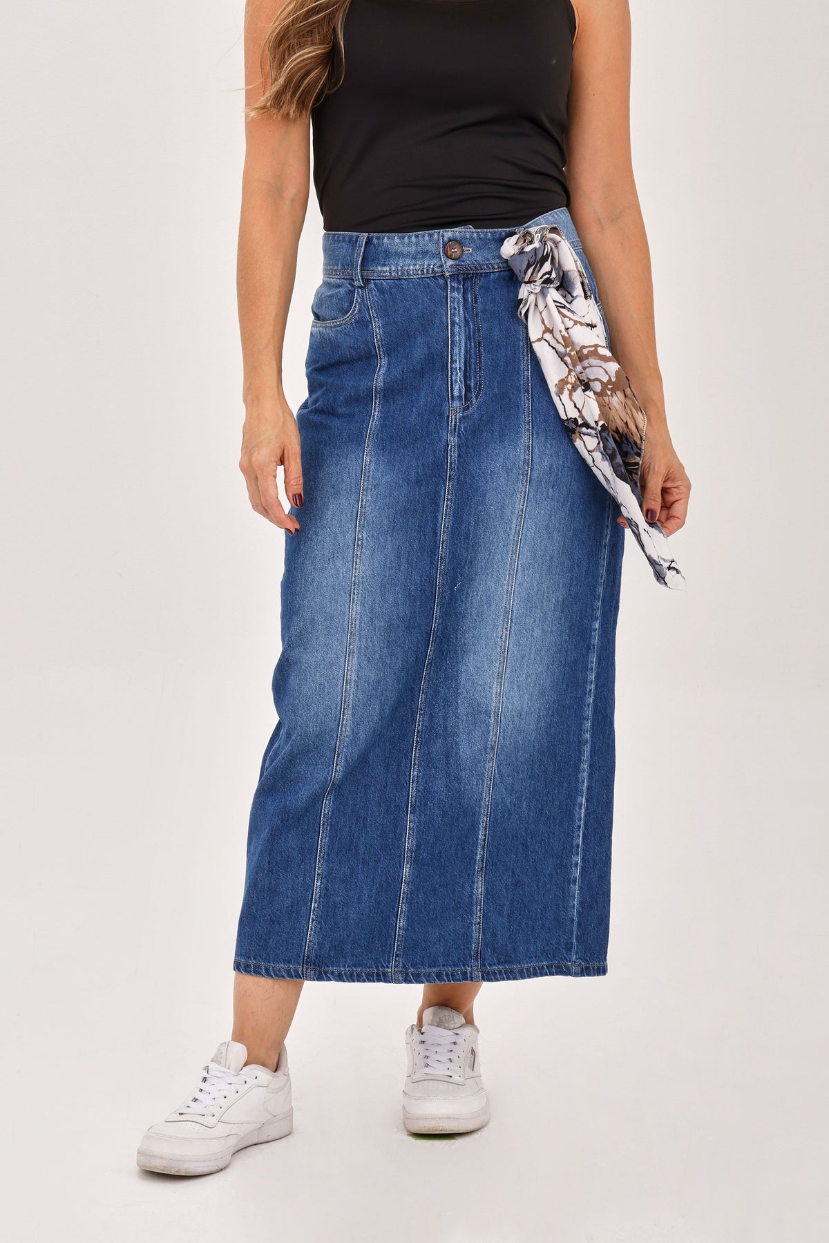 Falda Índigo Con Pañoleta Azul Medio