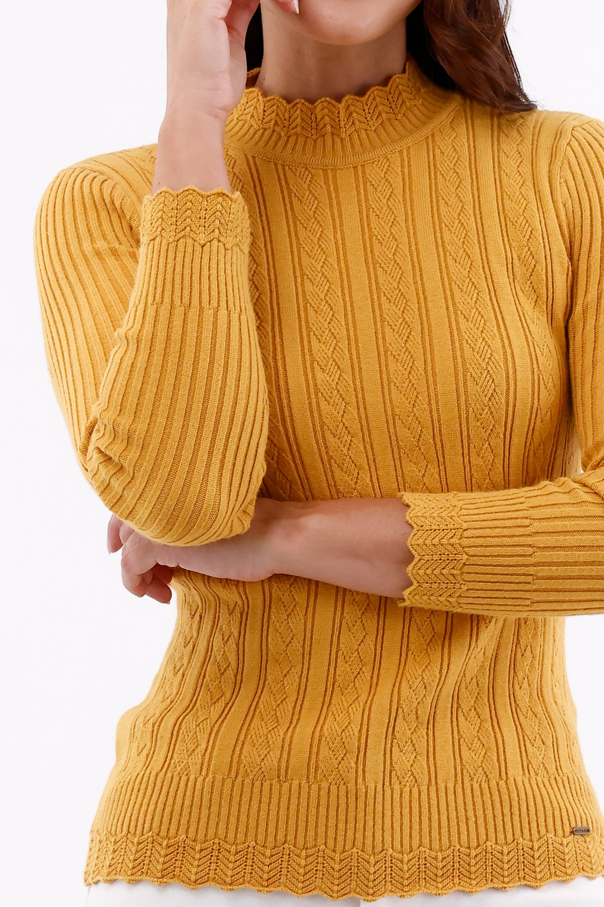 Camisa Cuello Alto Rombos Mostaza Para Mujer 