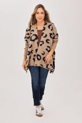 Ruana Animal Print Mangas Taupe Claro