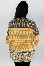Ruana Manga Corta Bolsillos Rombos Mostaza
