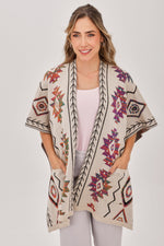 Ruana Figuras Bolsillos Beige