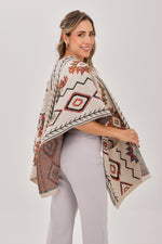 Ruana Figuras Bolsillos Beige