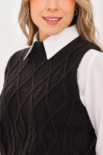 Chaleco Cuello Alto Trenza Negro