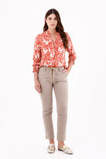 Blusa Manga Larga Resorte Hojas Terracota