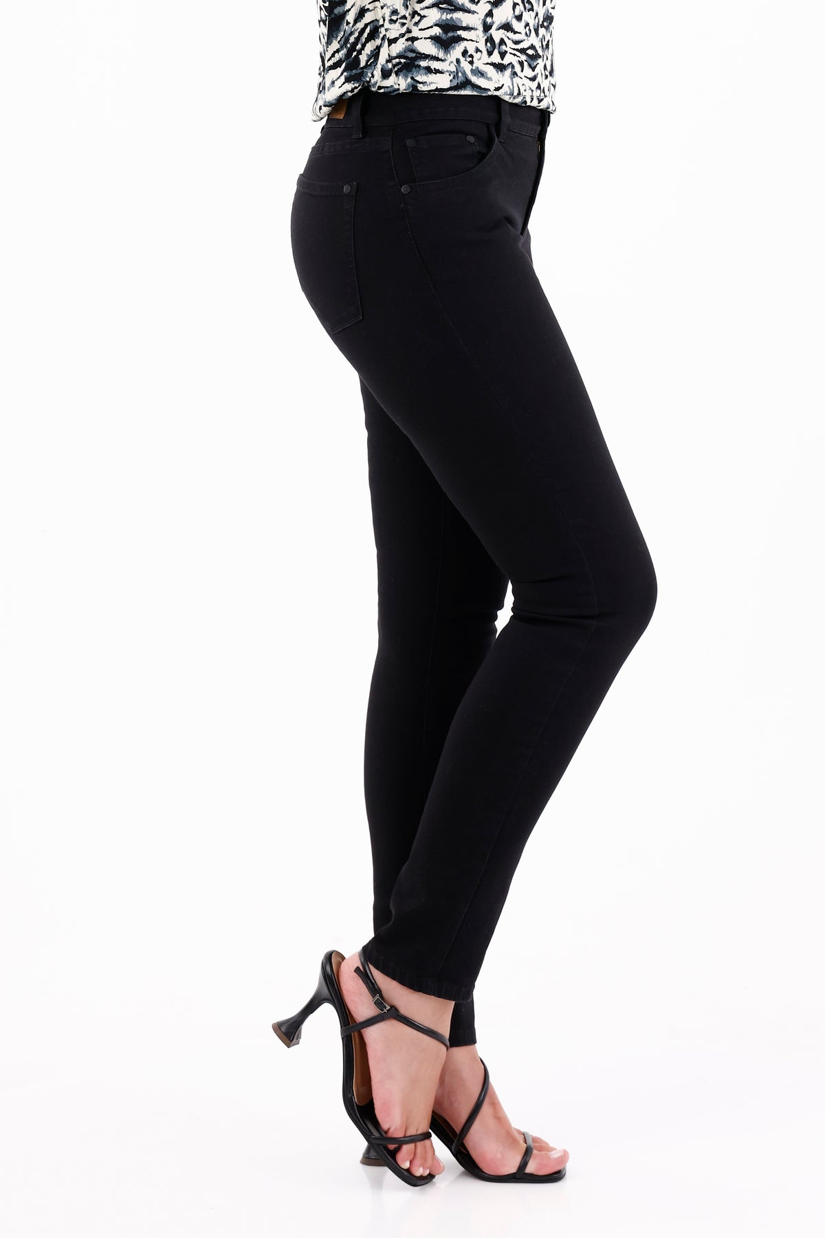 Jean Pretina Ancha Tiro Medio Negro Para Mujer 