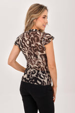 Camiseta Cuello Alto Animal Print Negro