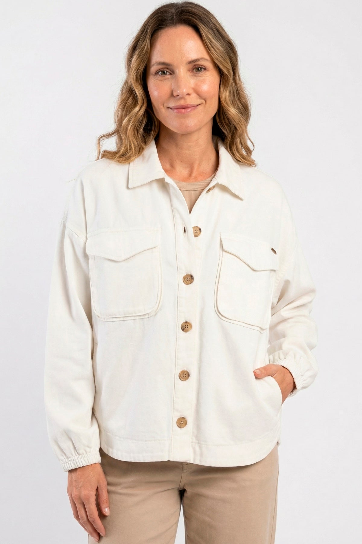 Chaqueta mangas elásticas en dril para mujer crudo