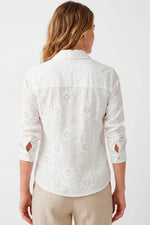 Blusa manga larga floral en ojalillo para mujer crudo