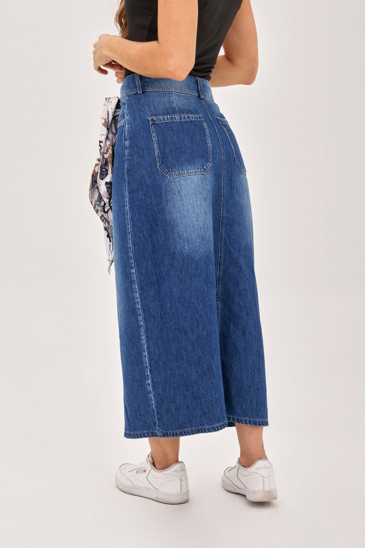 Falda Índigo Con Pañoleta Azul Medio