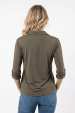 Camiseta manga 3/4 con cierre en lycra mujer verde militar