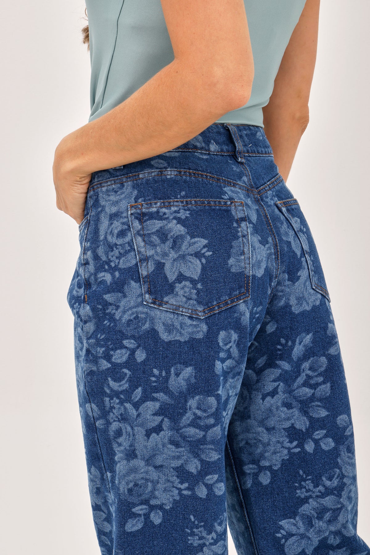 Jean Flores Azul Medio